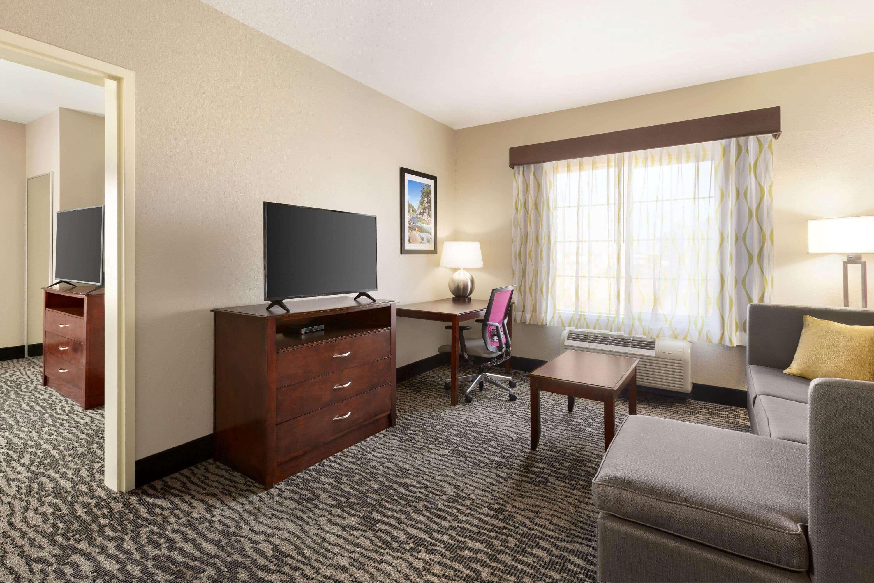 La Quinta By Wyndham Fresno Northwest Hotel Exterior photo