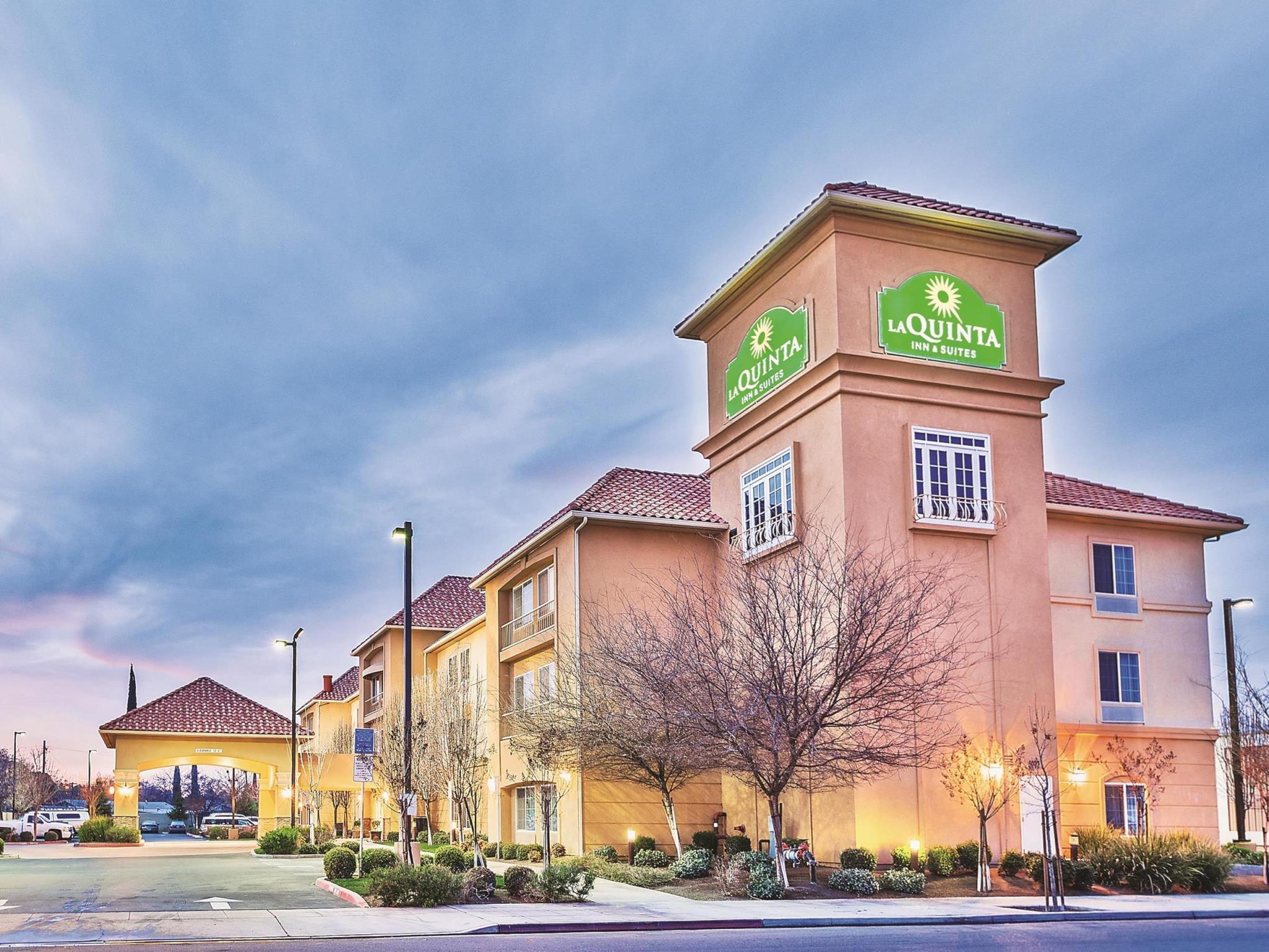 La Quinta By Wyndham Fresno Northwest Hotel Exterior photo