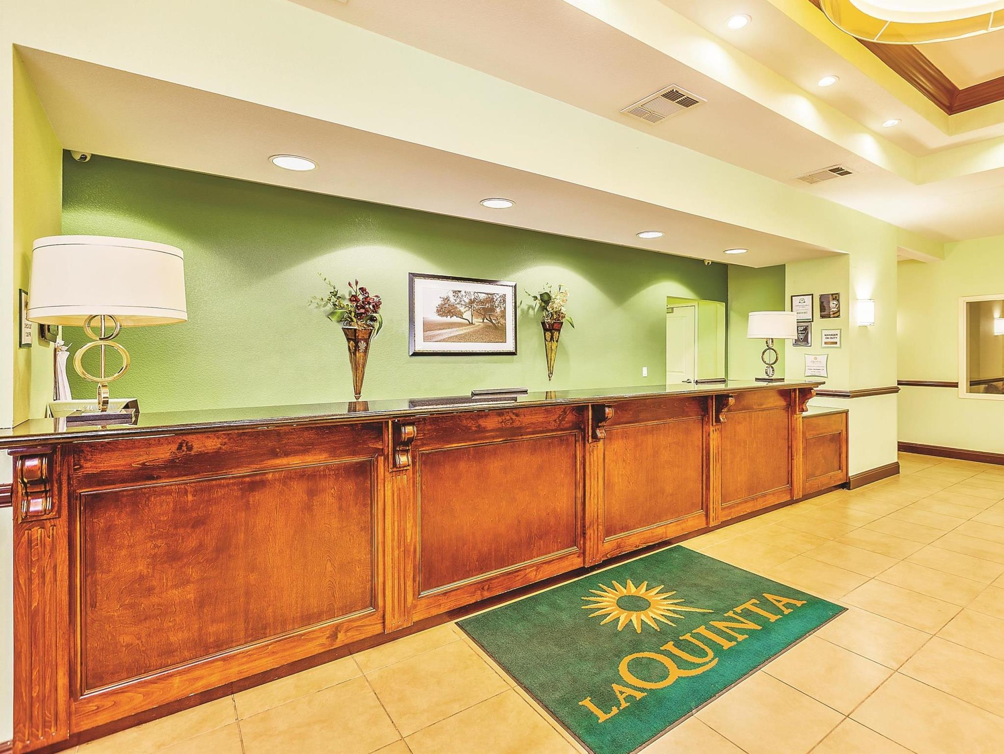La Quinta By Wyndham Fresno Northwest Hotel Exterior photo