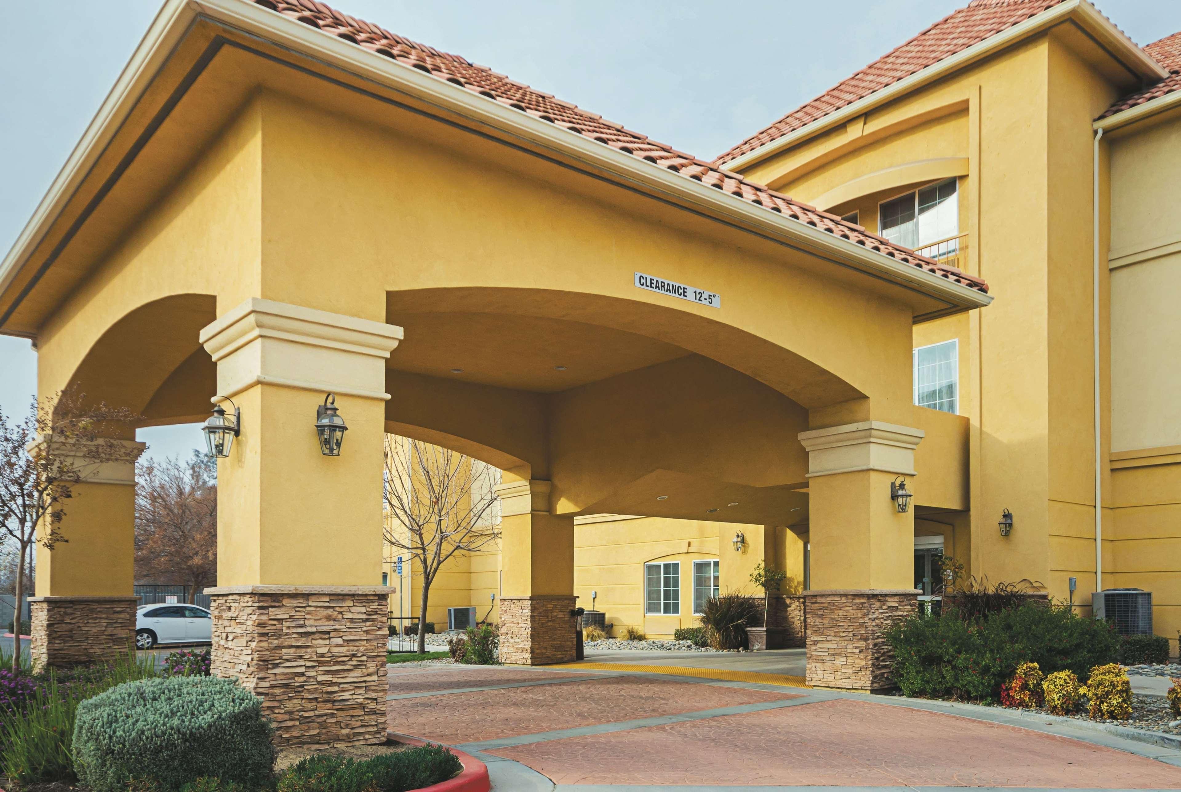 La Quinta By Wyndham Fresno Northwest Hotel Exterior photo